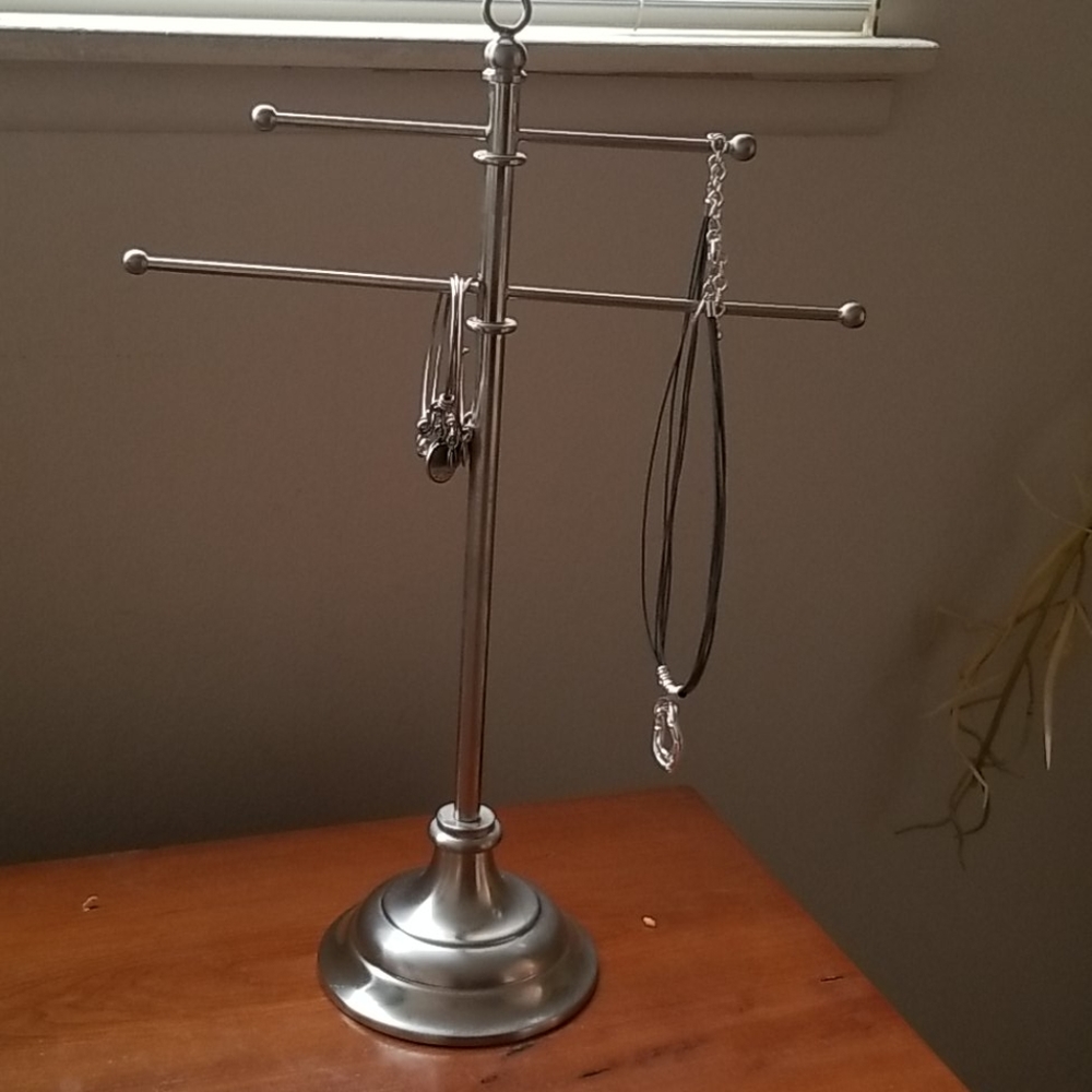 Jewelry stand